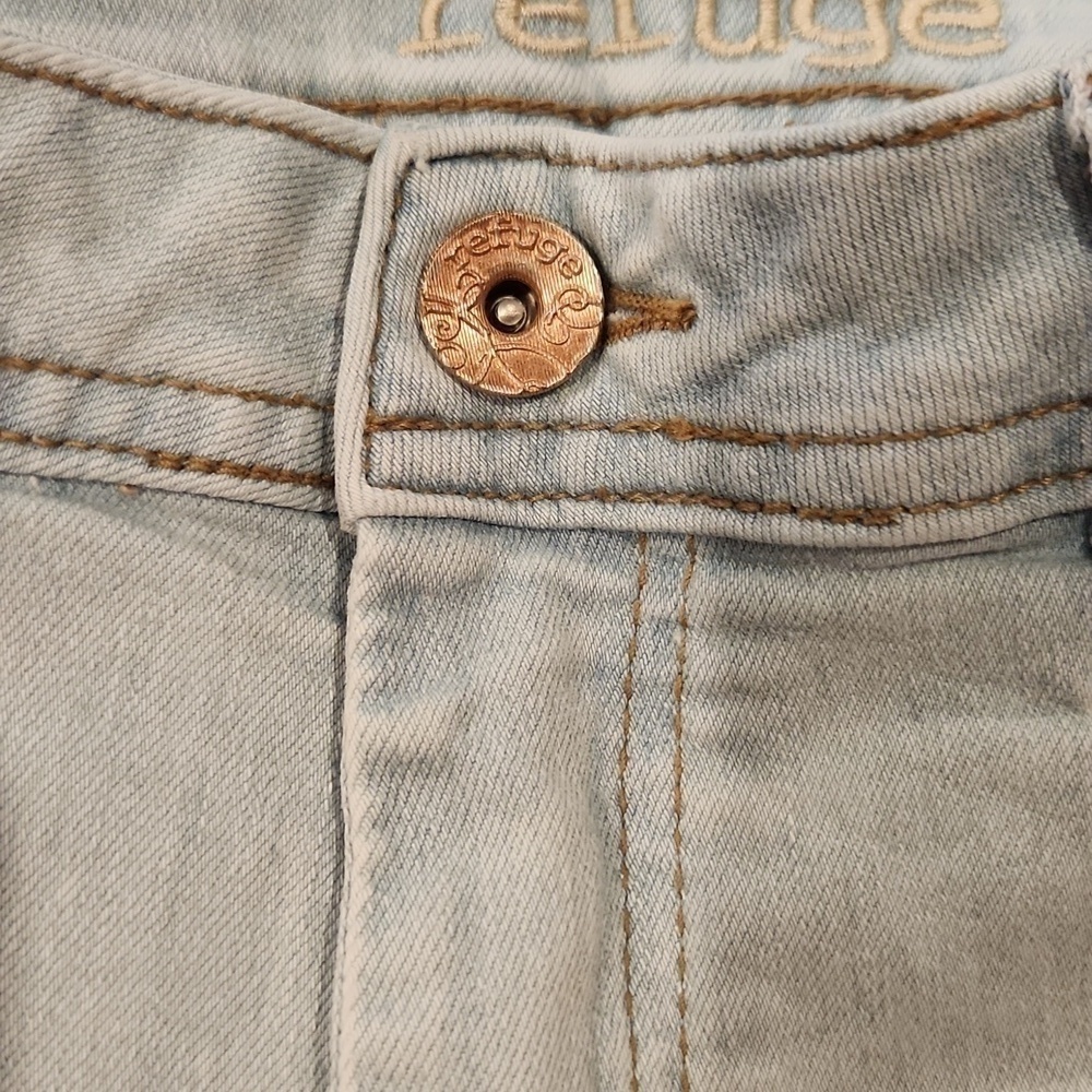 [Refuge] 2 Tone Cut Off Shorts - Size 6 - Picture 4 of 8